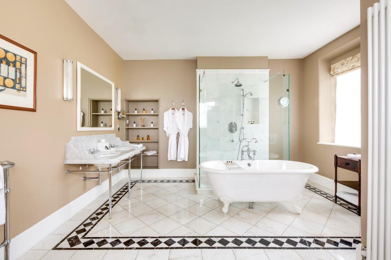 Отель Ellenborough Park